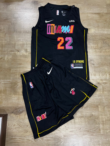 Uniforme Adulto Miami Negro #22 β (Calidad Triple A) πβ«