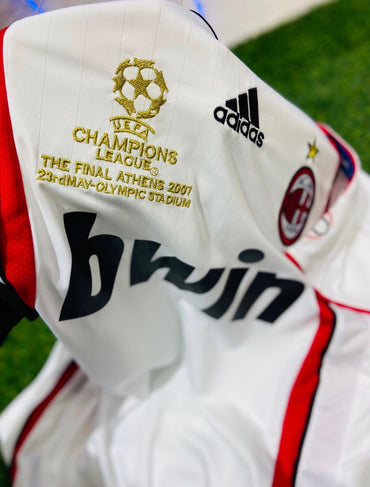 Camiseta AC Milan Retro Blanca – (Calidad 1.1) ⚪🔴⚫✨