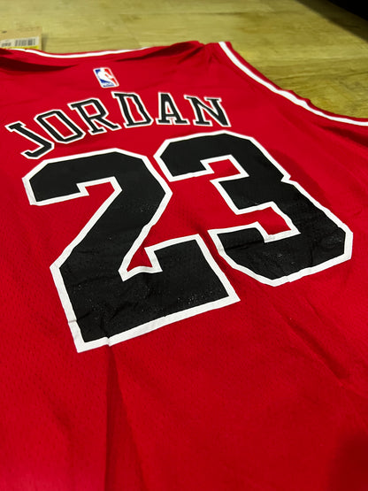 Uniforme Adulto Bulls Rojo #23 – (Calidad Triple A) 🏀🔴