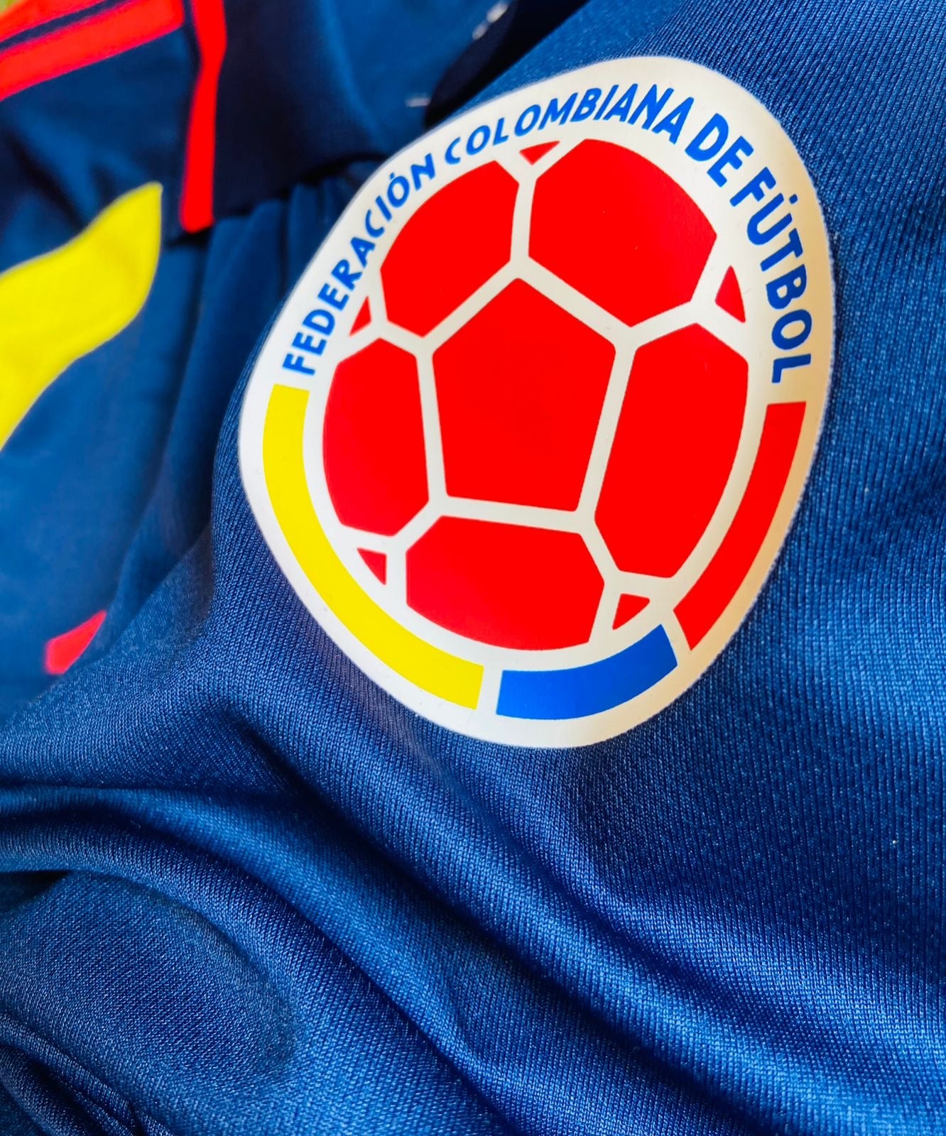Camiseta de Presentación Selección Colombia 2026 – (Calidad 1.1) 🇨🇴✨
