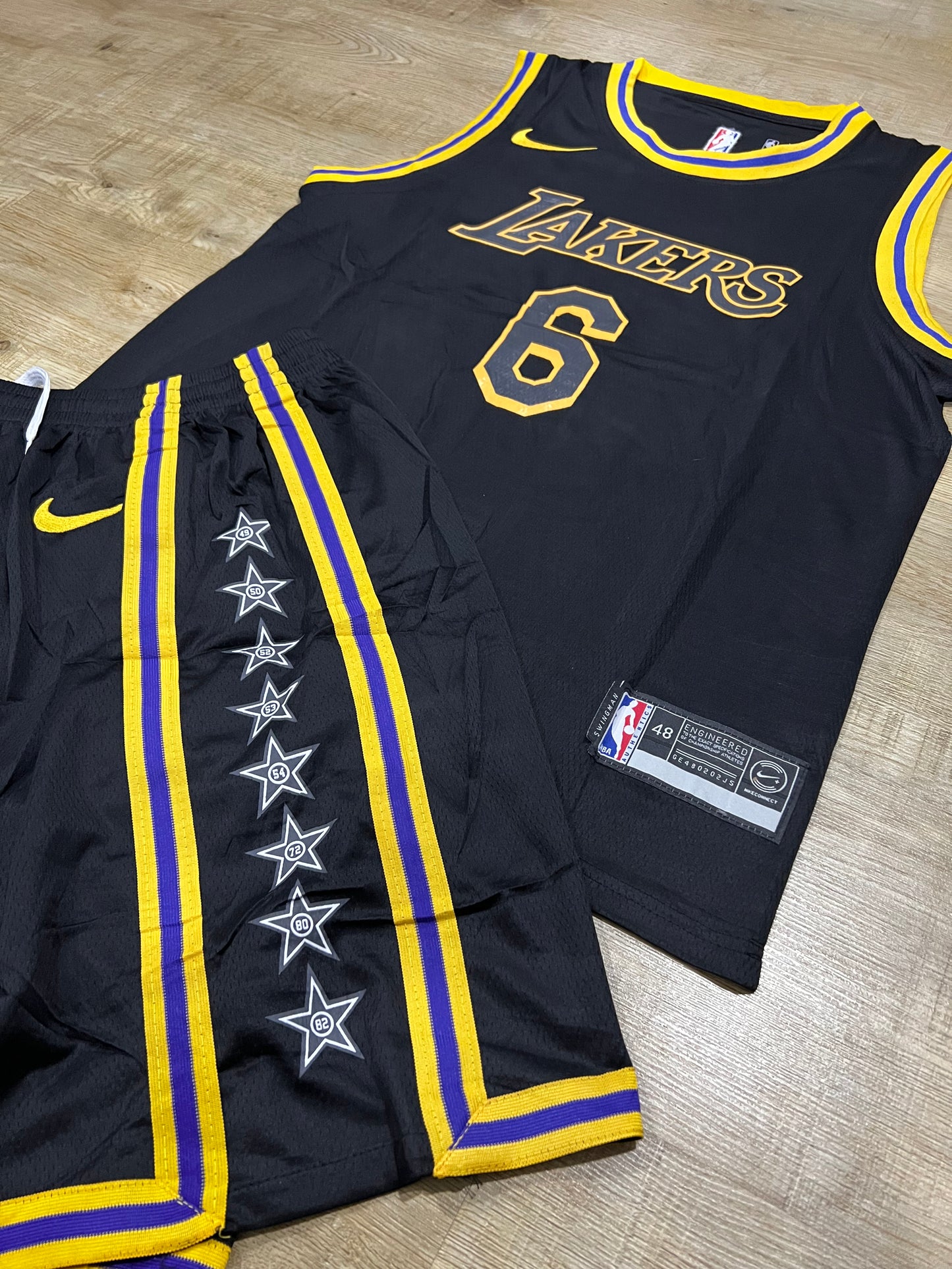 Uniforme Adulto Lakers Negro #6 – (Calidad Triple A) 🏀⚫