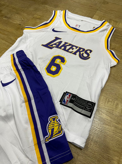 Uniforme Adulto Lakers Blanco #6 – (Calidad Triple A) 🏀⚪