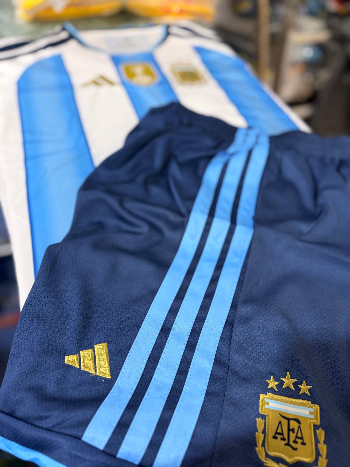 Uniforme Adulto Argentina Local Mundial 2026 – (Calidad Triple A) 🇦🇷⚪🔵