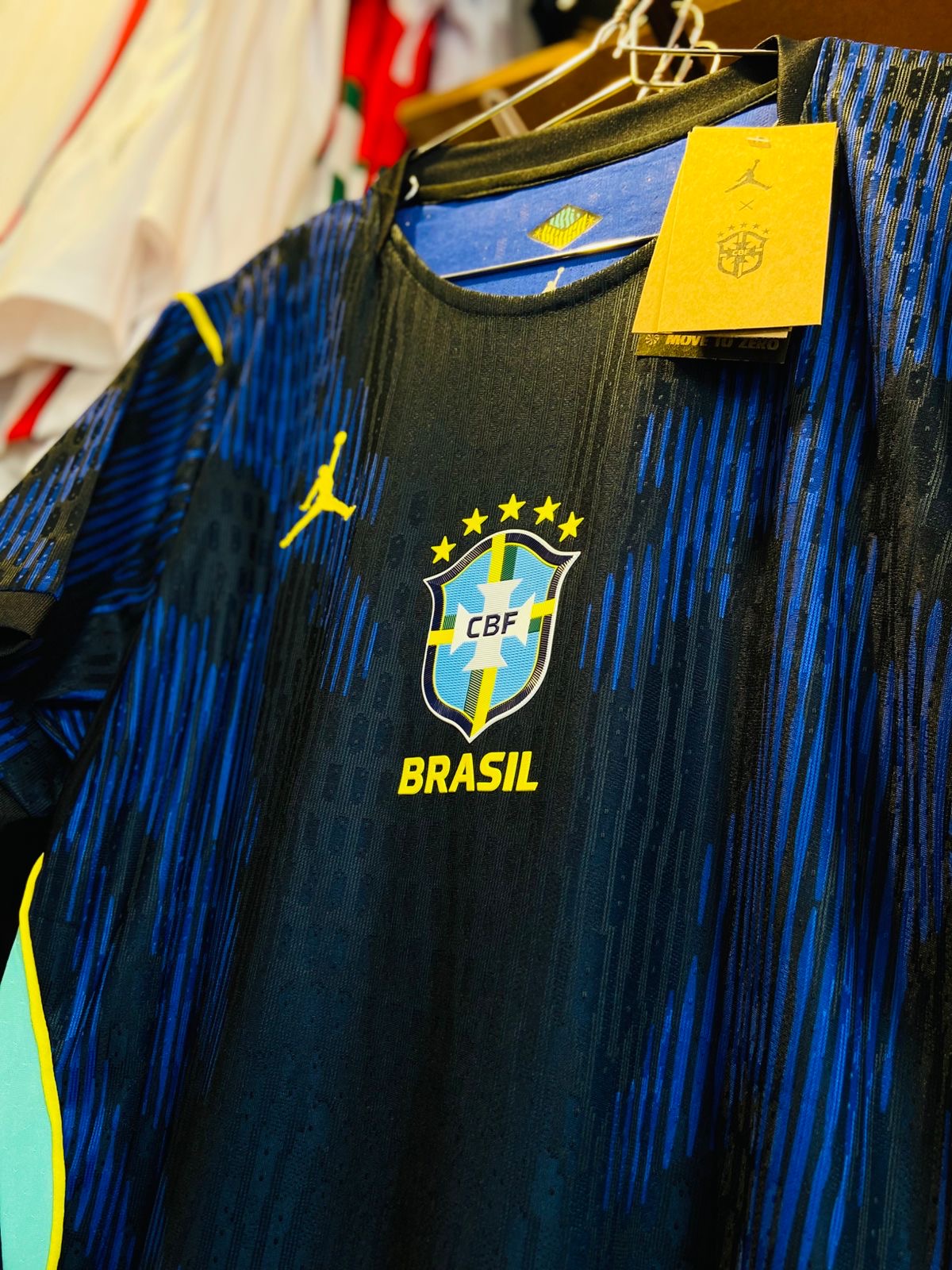 Camiseta Selección Brasil Visitante Mundial 2026 – Hombre (Calidad 1.1) 💙