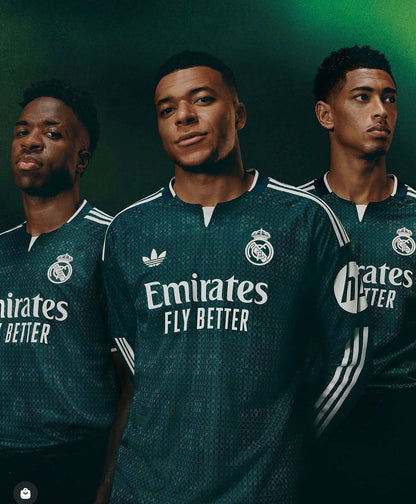 Camiseta Real Madrid Verde 2025/26 – Segunda Equipación