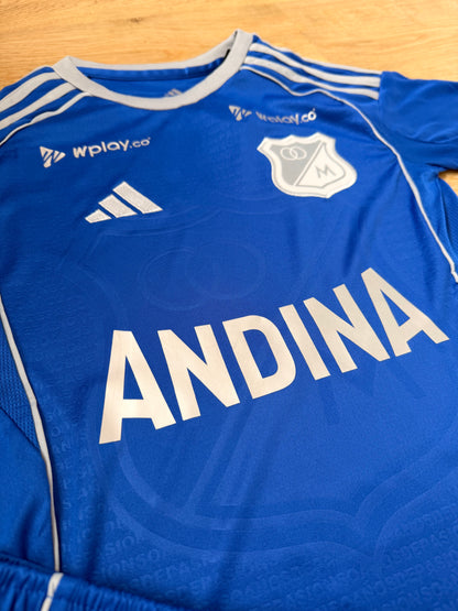Uniforme Niño Millonarios 2026 Local – Bordado