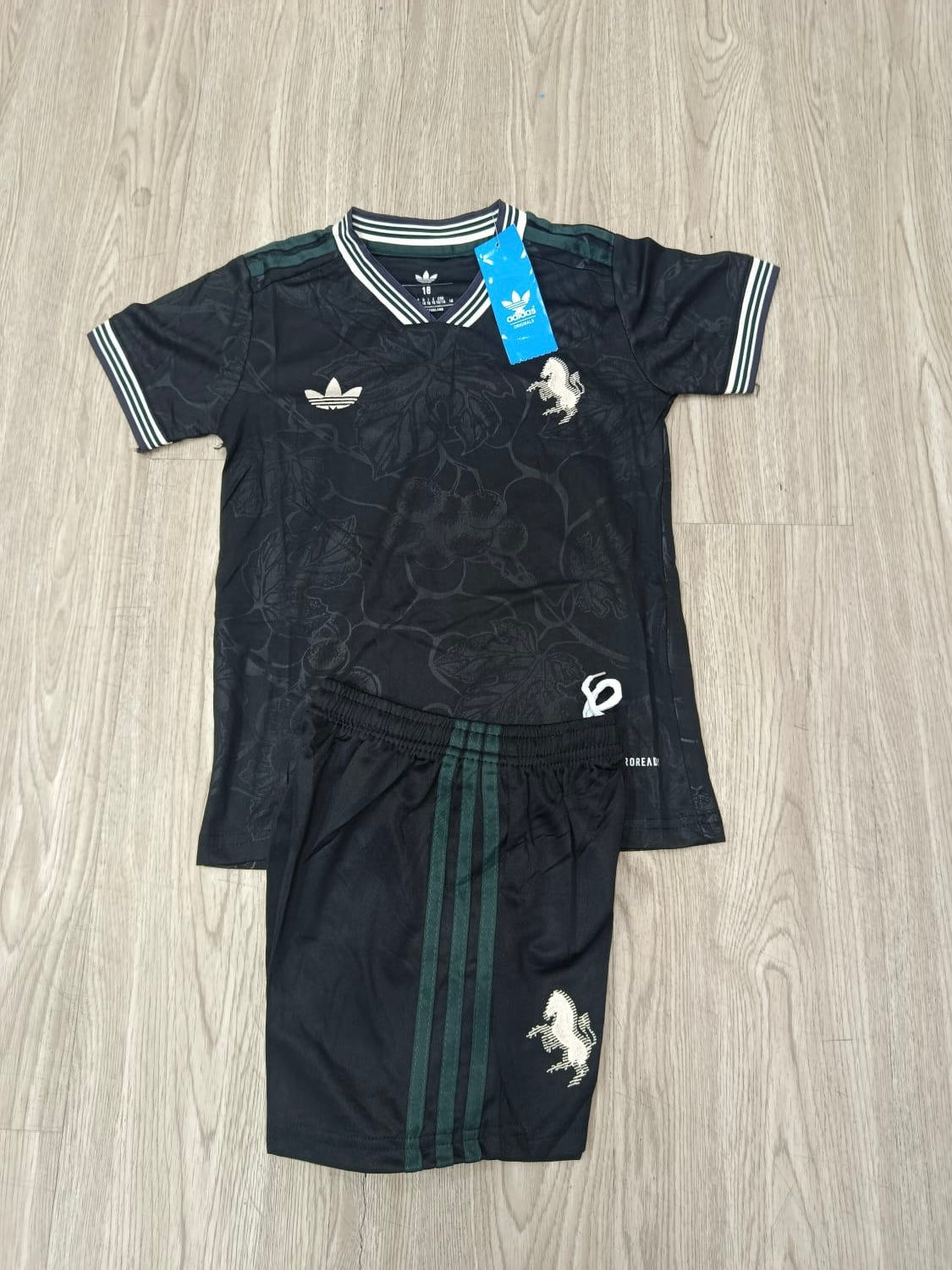 Uniforme Niño Juventus 3ra Equipación 25/26 – ⚫🔥