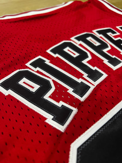 Jersey Bulls #33 – (Calidad 1.1) 🏀🔴