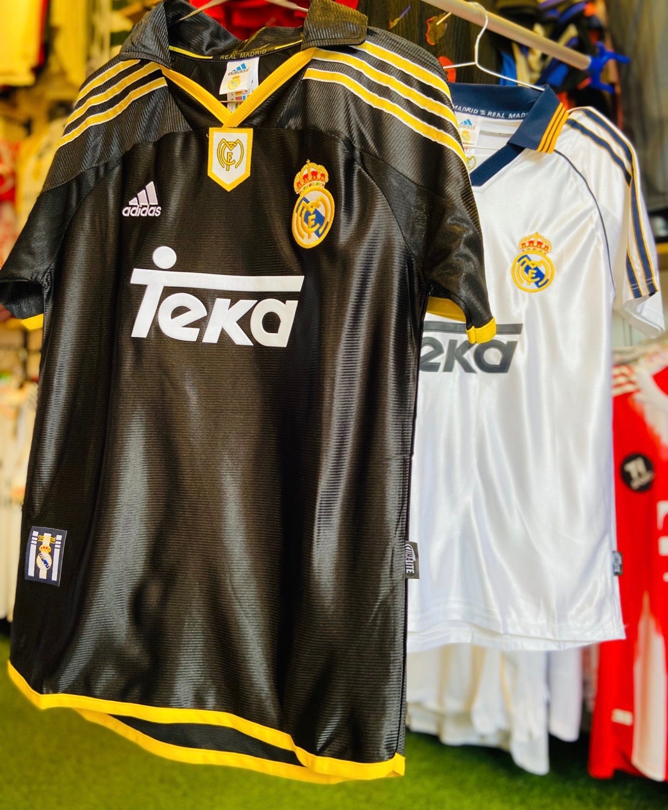 Camiseta Real Madrid Teka Negra Retro – (Calidad 1.1) ⚫👑